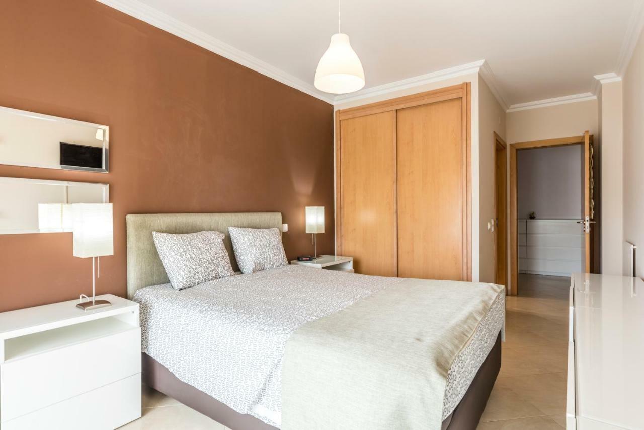 אלבור Apartamento Perto Praia, Com Piscina מראה חיצוני תמונה